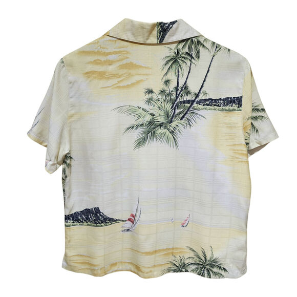 Hawaiian Shirt - Picture 2 of 6